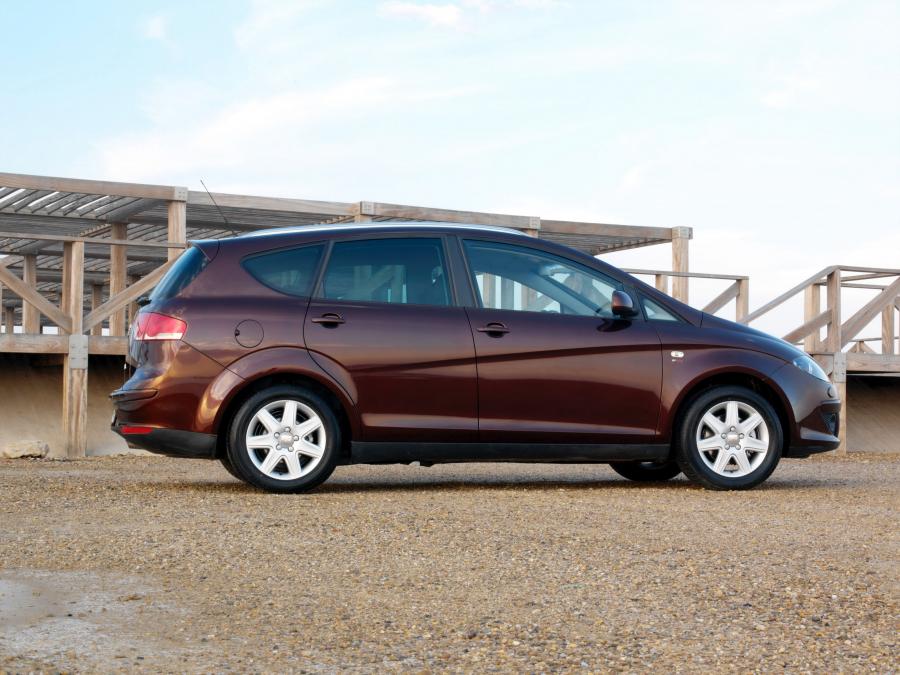  Seat Altea XL 2006 года  (фото 68 из 134)